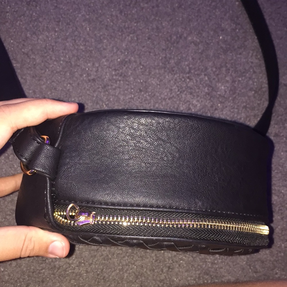 Purse - Picture 3 of 4